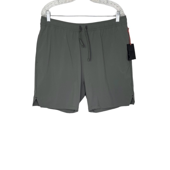 Foehn Men's Harper Hybrid Adventure Short Gray NWT